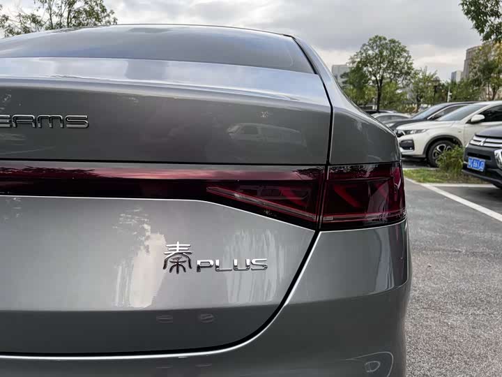 Фото 14 - BYD Qin Plus