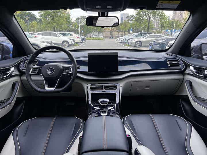 Фото 9 - BYD Qin Plus