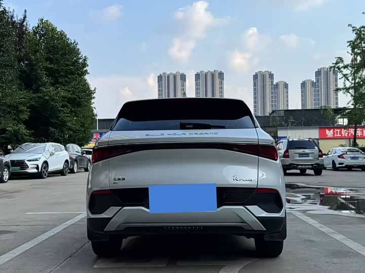 Фото 8 - BYD Yuan Plus