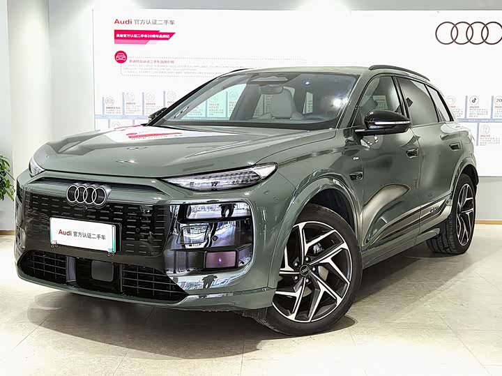 Фото 1 - Audi Q6L e-tron