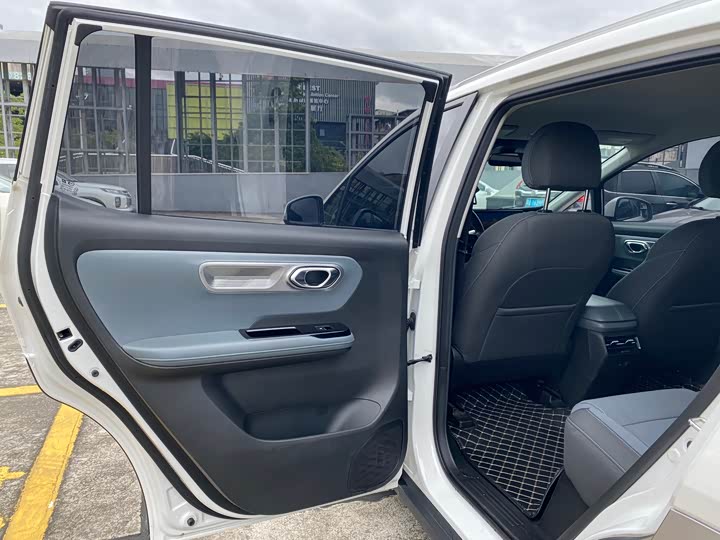 Фото 10 - GAC Aion Y