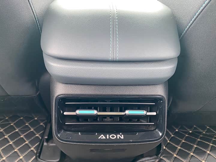 Фото 18 - GAC Aion Y