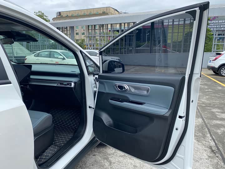 Фото 21 - GAC Aion Y