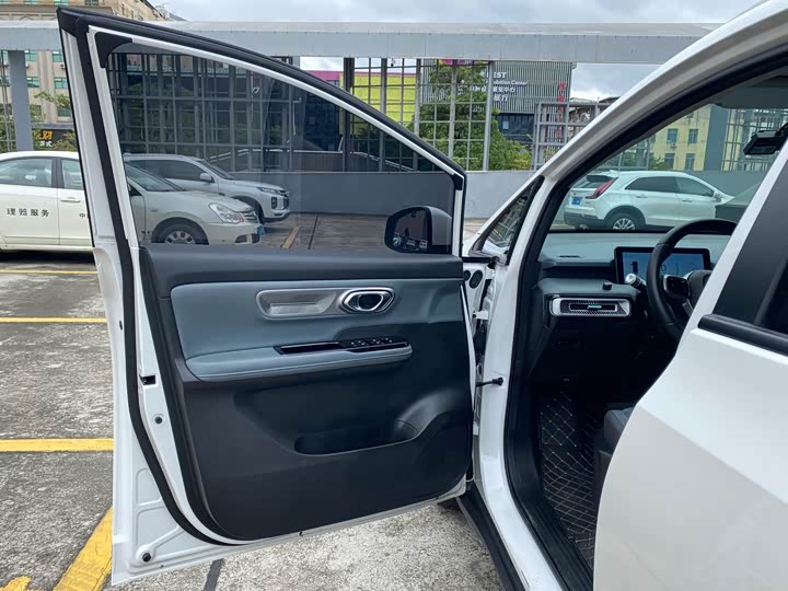 Фото 6 - GAC Aion Y