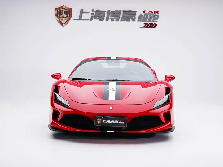 Фото 4 - Ferrari F8