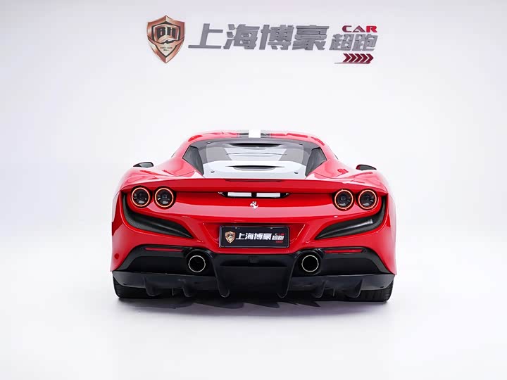 Фото 5 - Ferrari F8