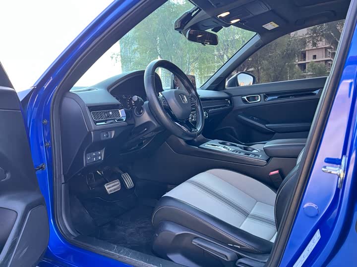 Фото 7 - Honda Civic