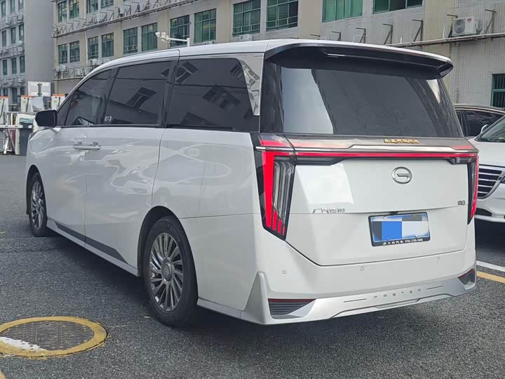 Фото 4 - GAC Trumpchi M8