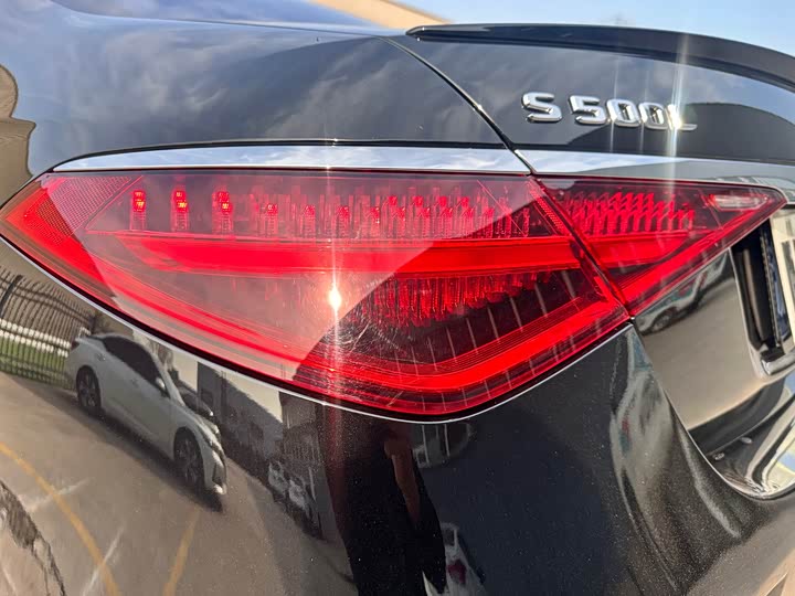 Фото 12 - Mercedes-Benz S-Class