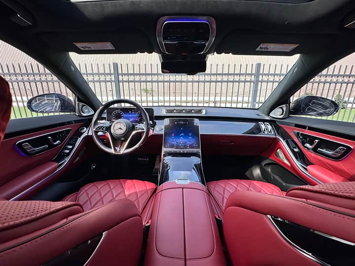 Фото 23 - Mercedes-Benz S-Class