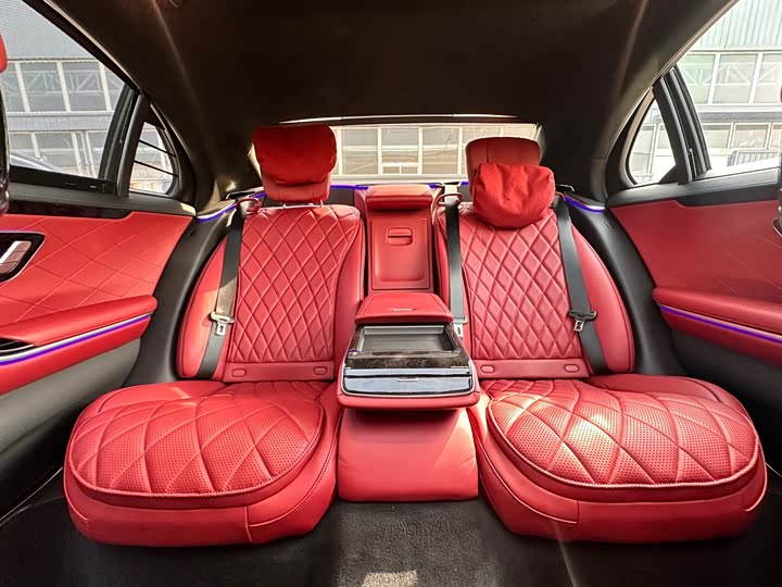 Фото 24 - Mercedes-Benz S-Class