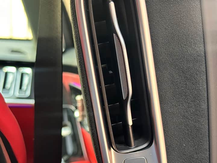 Фото 36 - Mercedes-Benz S-Class