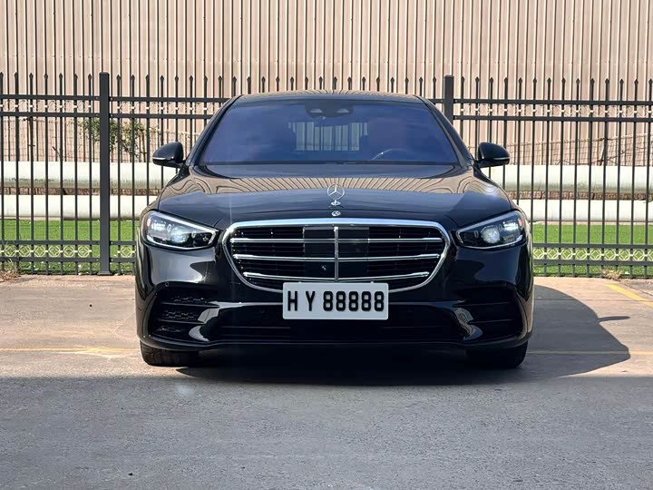 Фото 4 - Mercedes-Benz S-Class