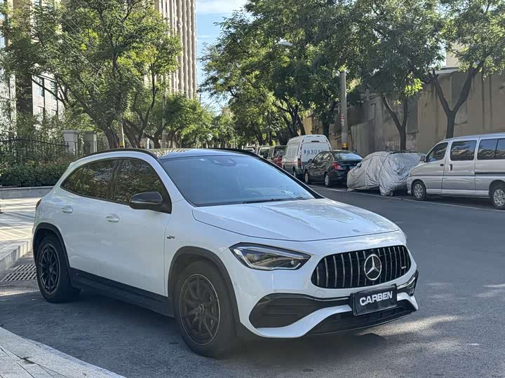 Фото 3 - Mercedes-Benz GLA-Class AMG