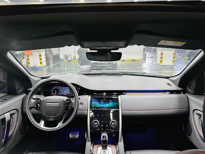 Фото 17 - Land Rover Discovery Sport