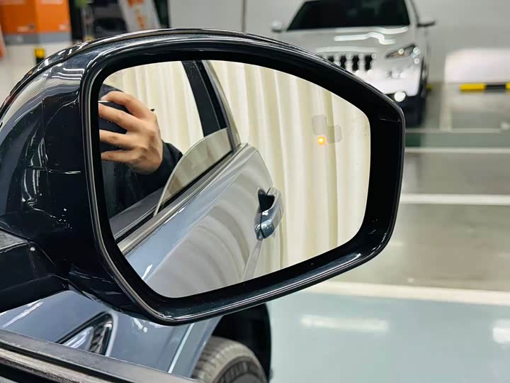 Фото 21 - Land Rover Discovery Sport