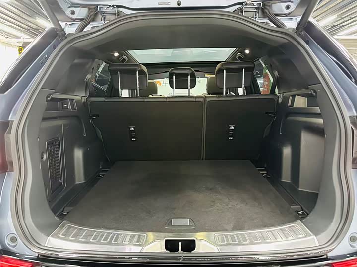 Фото 24 - Land Rover Discovery Sport