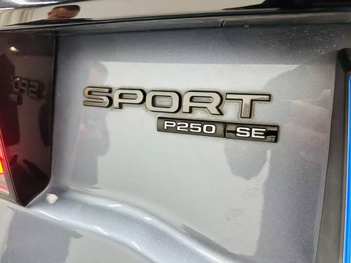 Фото 26 - Land Rover Discovery Sport