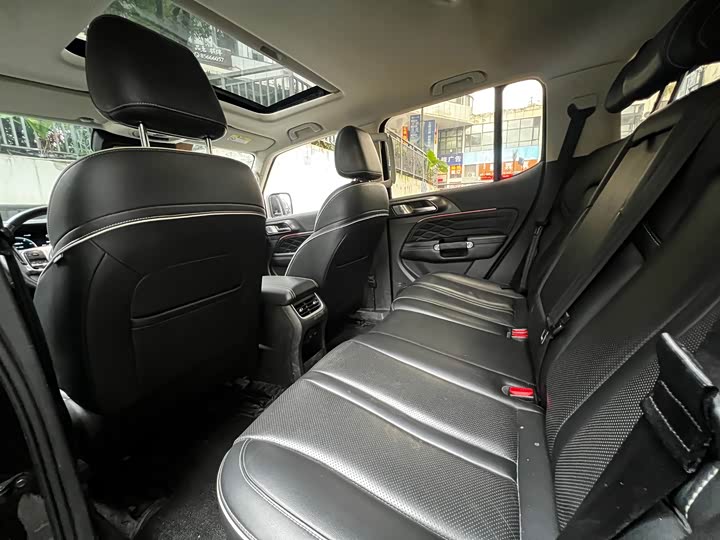 Фото 9 - Tank 300