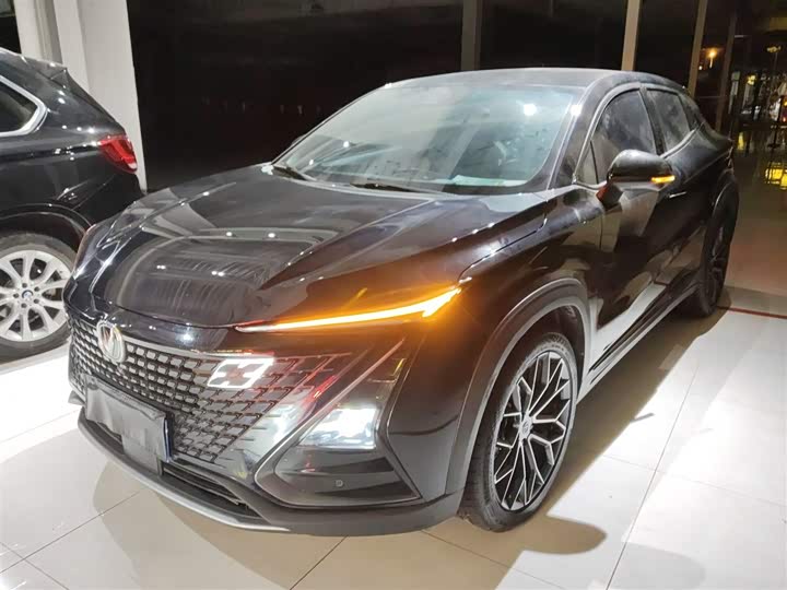 Фото 2 - Changan UNI-T