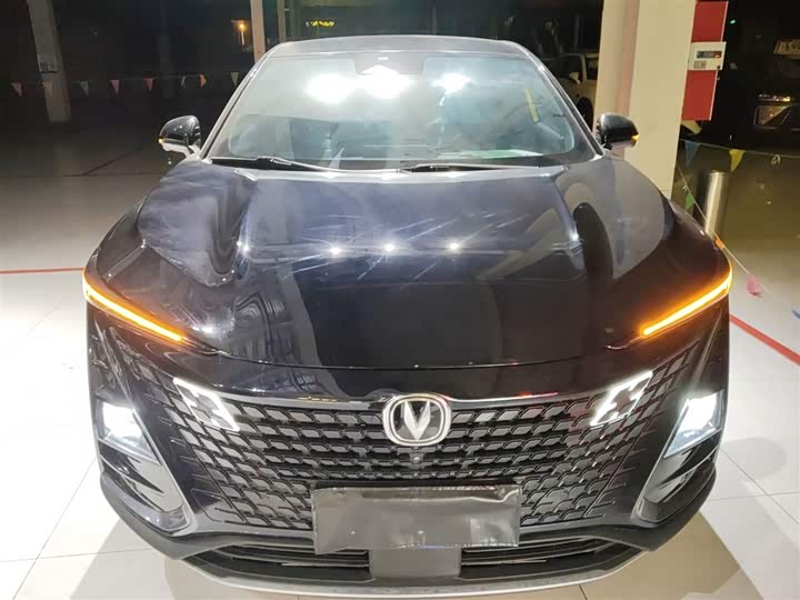 Фото 3 - Changan UNI-T