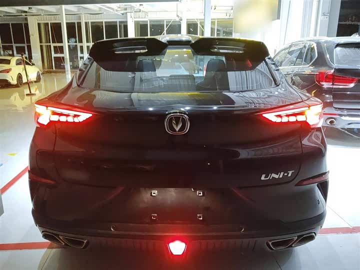 Фото 6 - Changan UNI-T