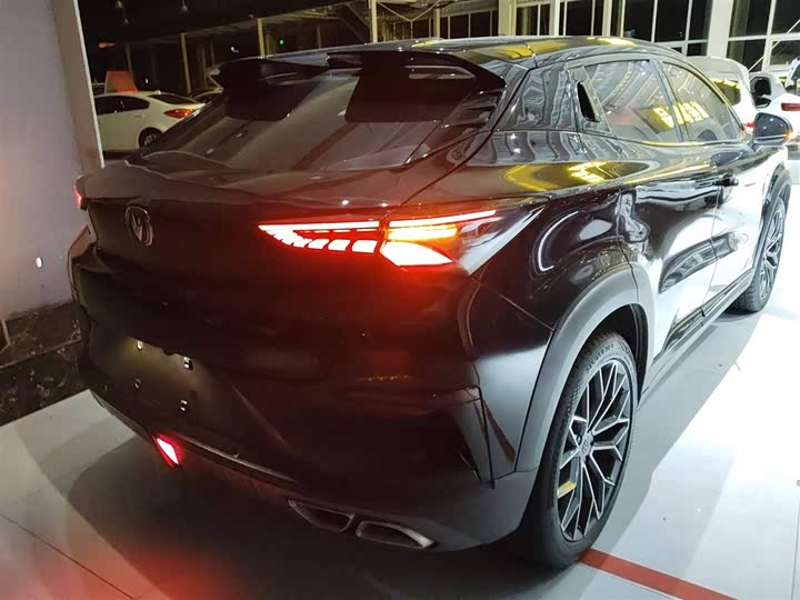 Фото 7 - Changan UNI-T