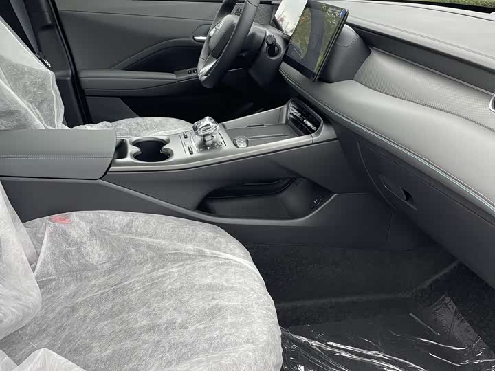 Фото 4 - BYD Qin Plus