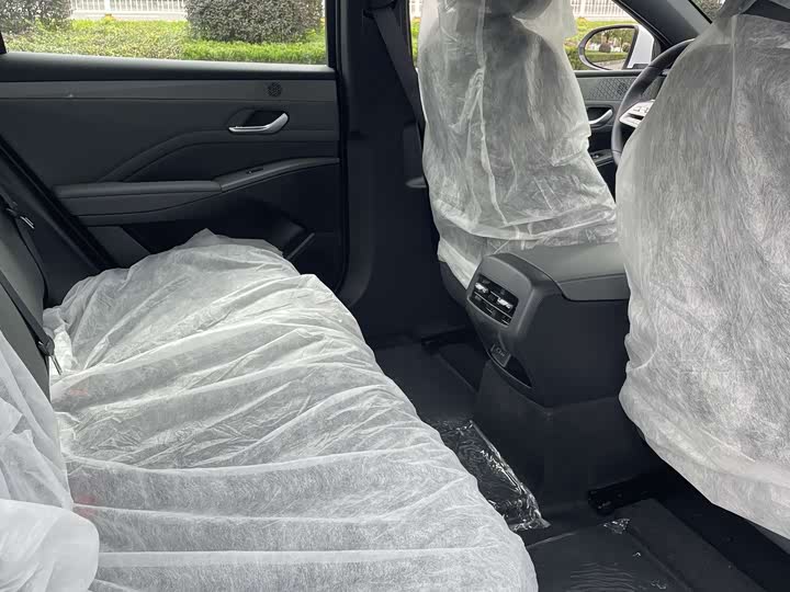 Фото 6 - BYD Qin Plus