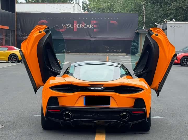 Фото 7 - McLaren GT