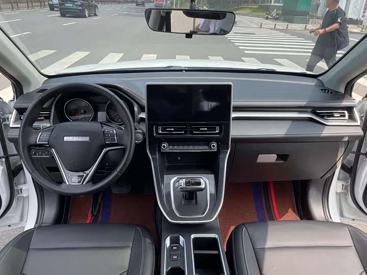 Фото 7 - Haval M6