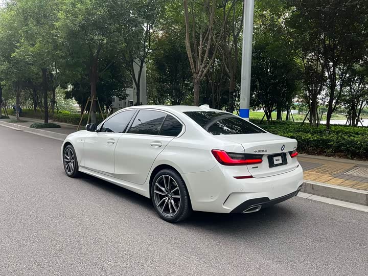 Фото 5 - BMW 3 Series