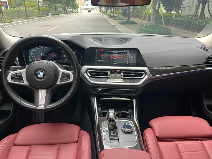 Фото 8 - BMW 3 Series