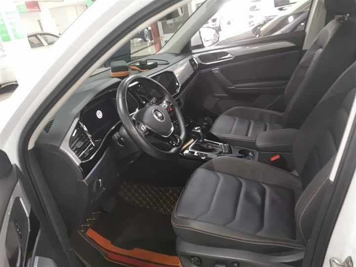 Фото 15 - Volkswagen Tayron