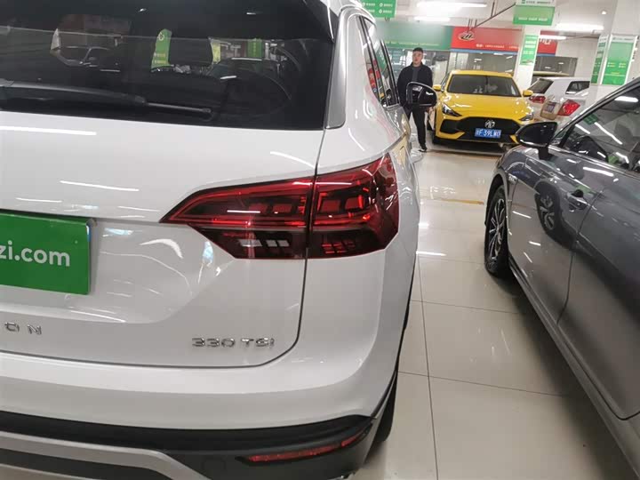 Фото 8 - Volkswagen Tayron