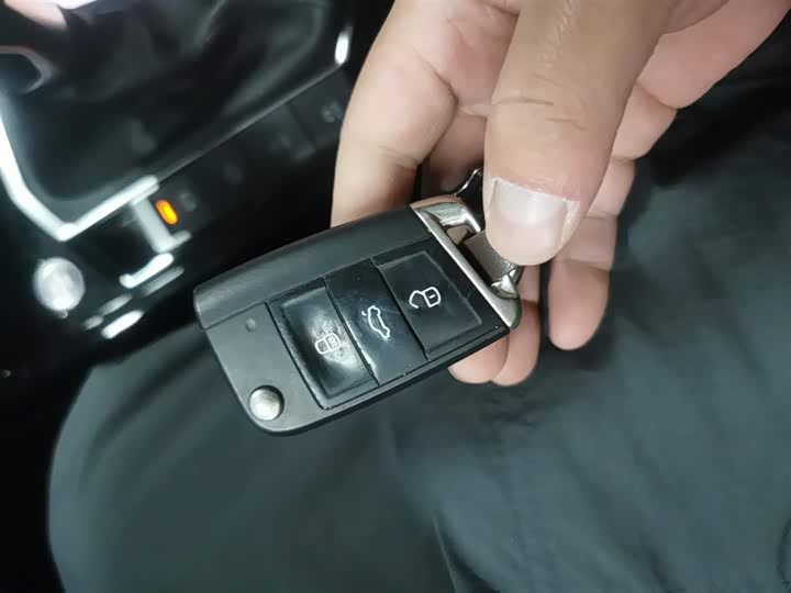 Фото 9 - Volkswagen Tayron