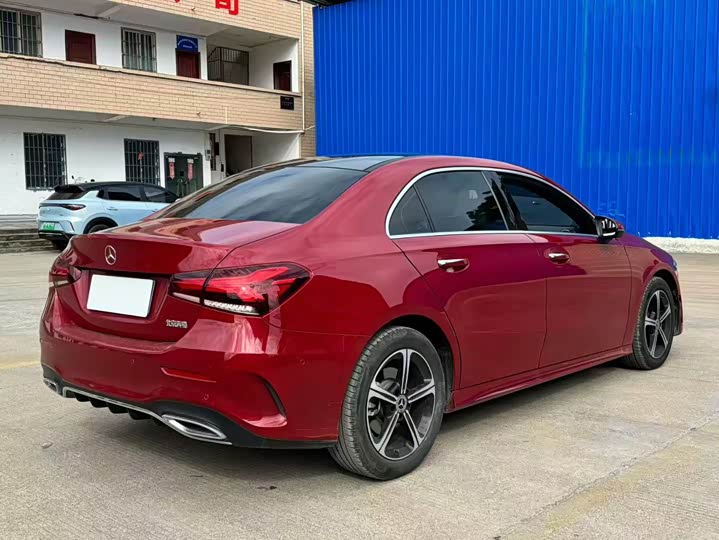 Фото 5 - Mercedes-Benz A-Class