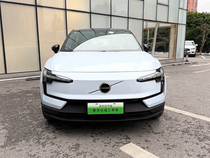 Фото 2 - Volvo EX30