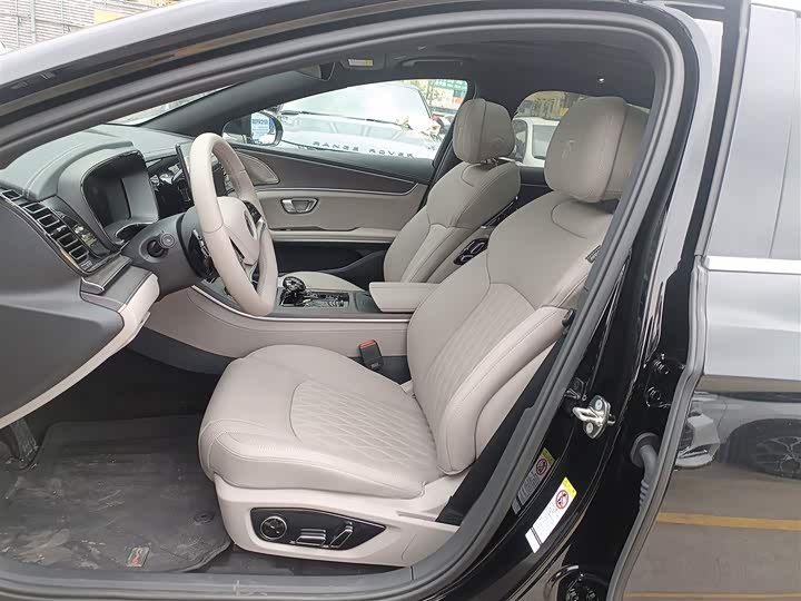 Фото 15 - BYD Han