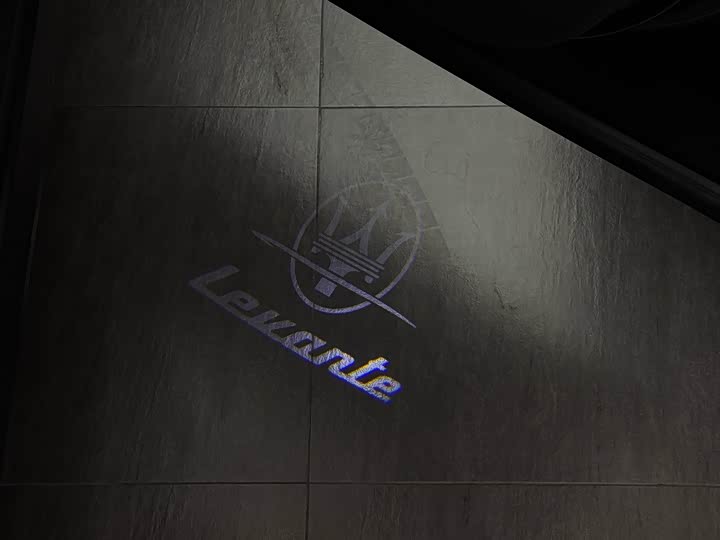 Фото 14 - Maserati Levante