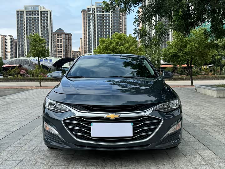Фото 2 - Chevrolet Malibu XL