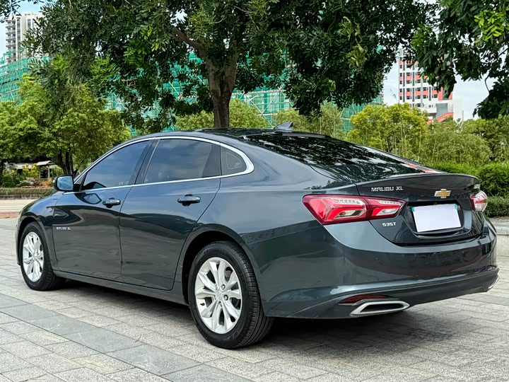 Фото 9 - Chevrolet Malibu XL