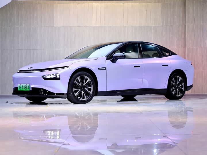 Фото 1 - XPeng P7