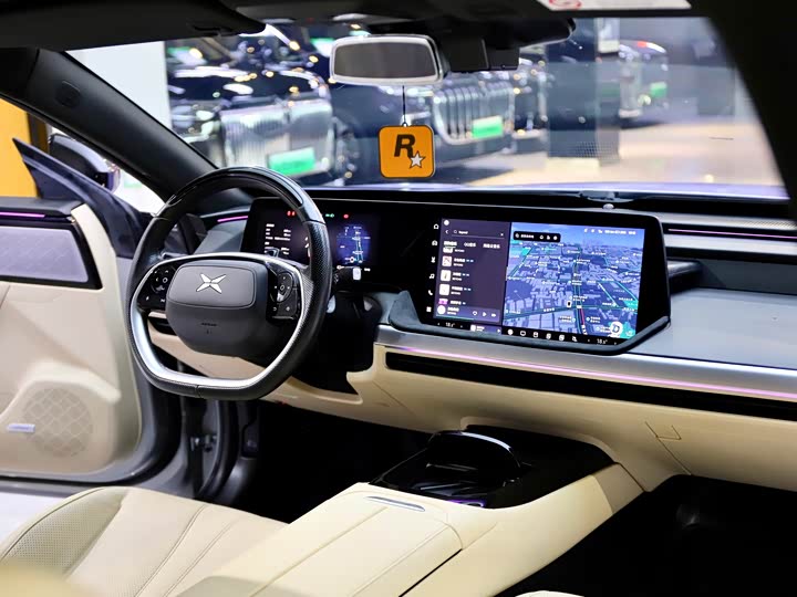 Фото 16 - XPeng P7