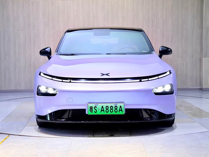 Фото 2 - XPeng P7