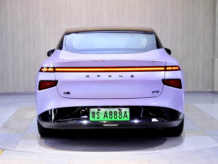 Фото 6 - XPeng P7
