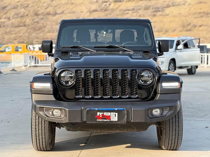 Фото 3 - Jeep Gladiator