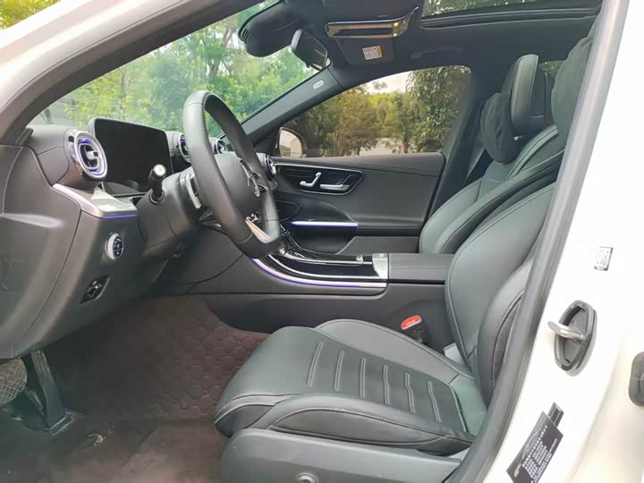 Фото 4 - Mercedes-Benz C-Class