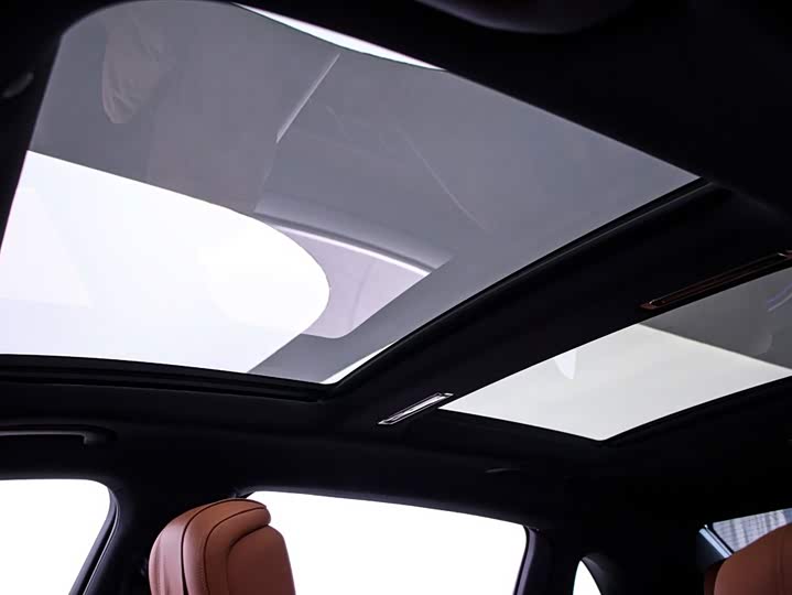 Фото 10 - Mercedes-Benz Maybach S-Class