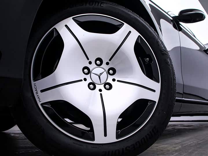 Фото 17 - Mercedes-Benz Maybach S-Class